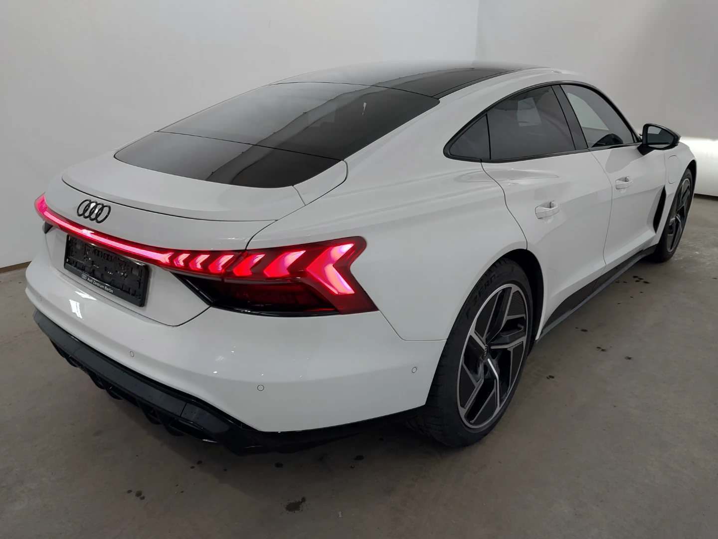 AUDI e-tron GT 2023