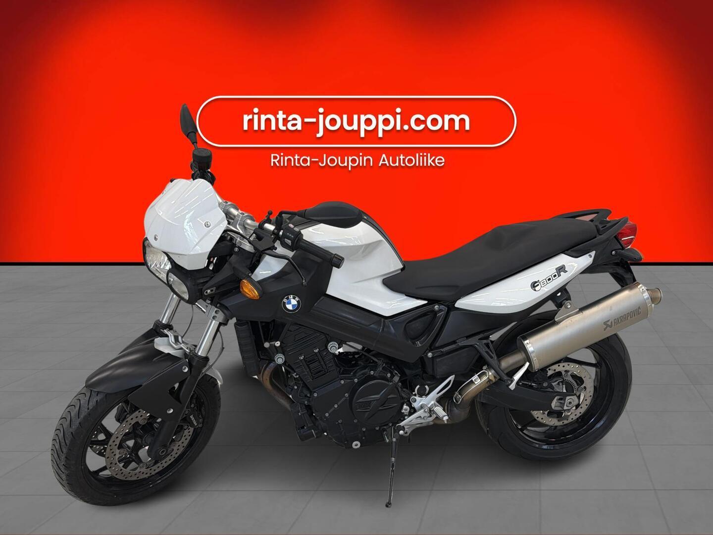 BMW F 2011