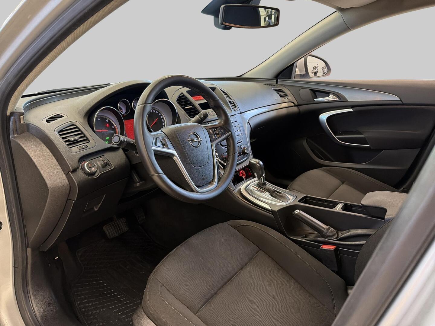OPEL Insignia 2009