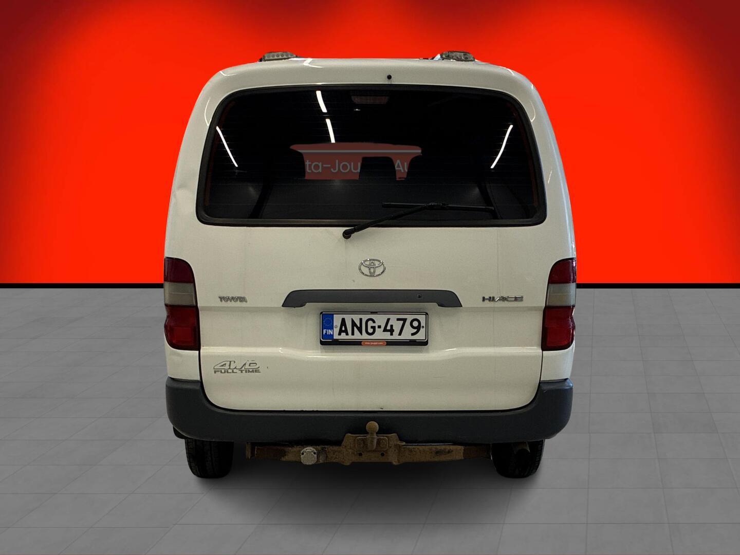 TOYOTA Hiace 2006