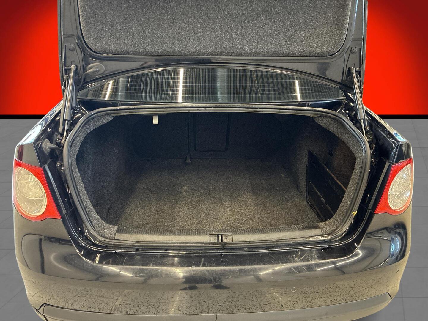 VOLKSWAGEN Jetta 2009