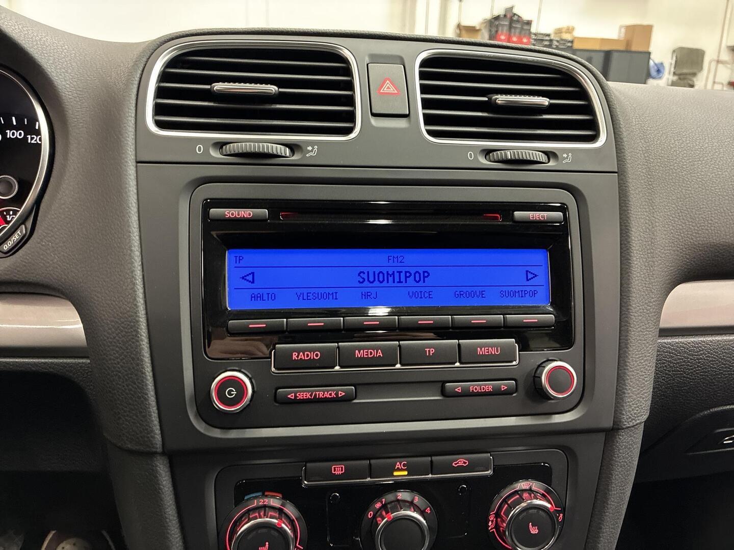 VOLKSWAGEN Golf 2009