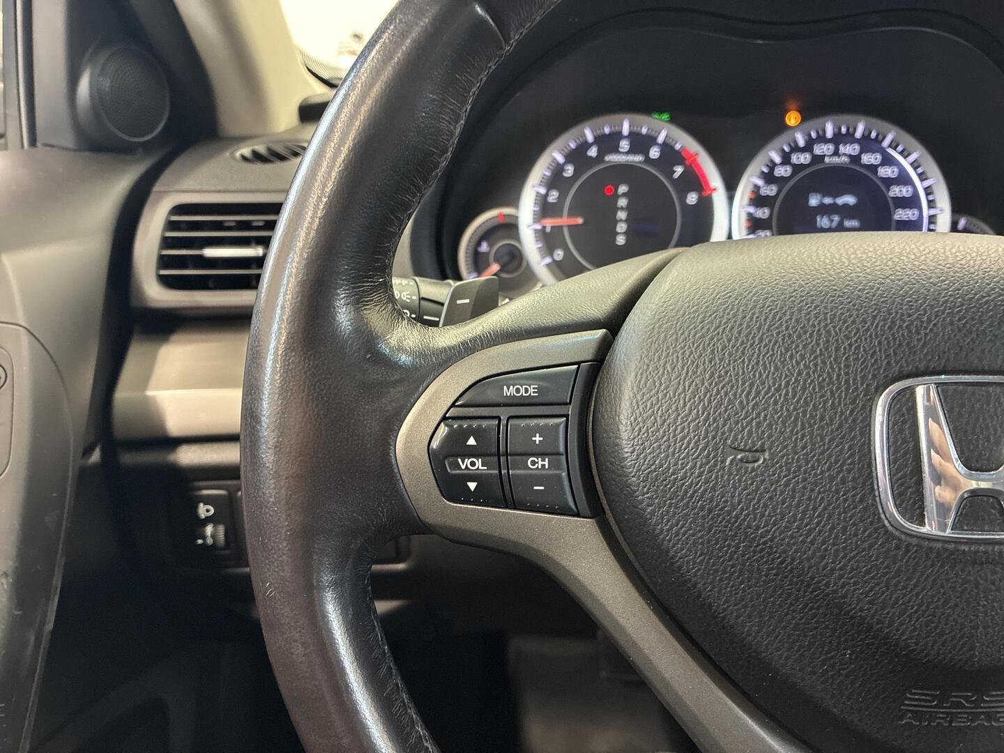 HONDA Accord 2011