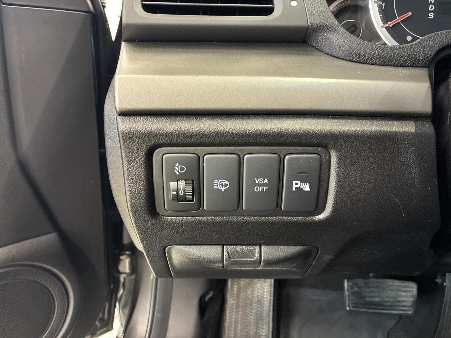 HONDA Accord 2011