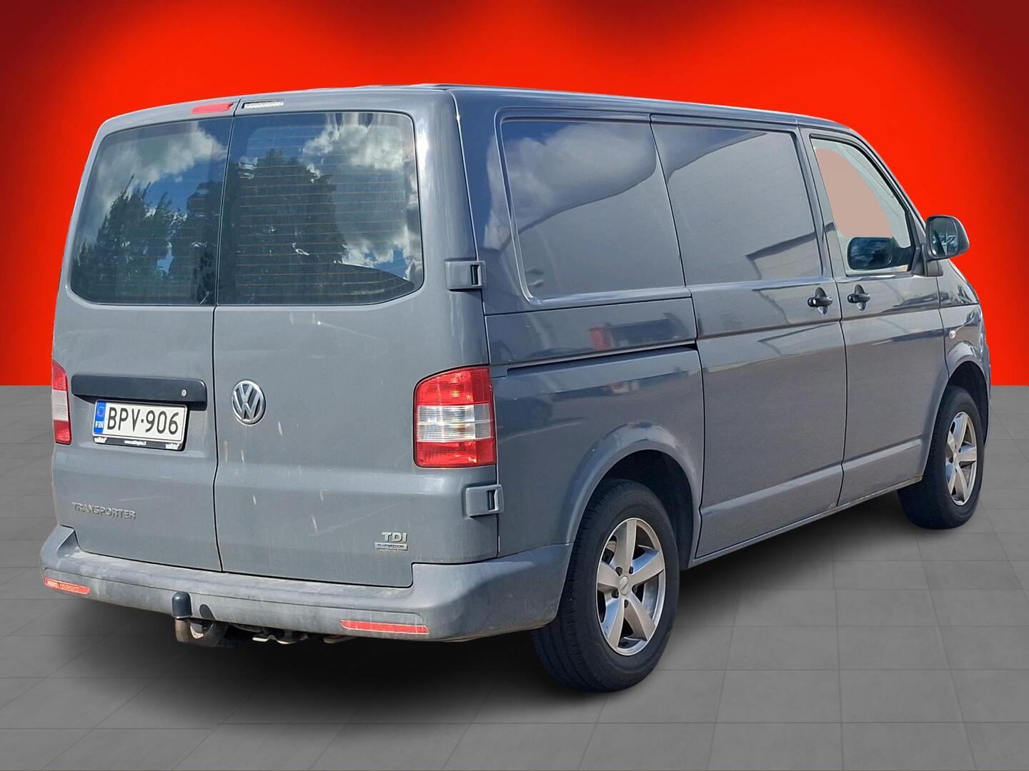 VOLKSWAGEN Transporter 2012