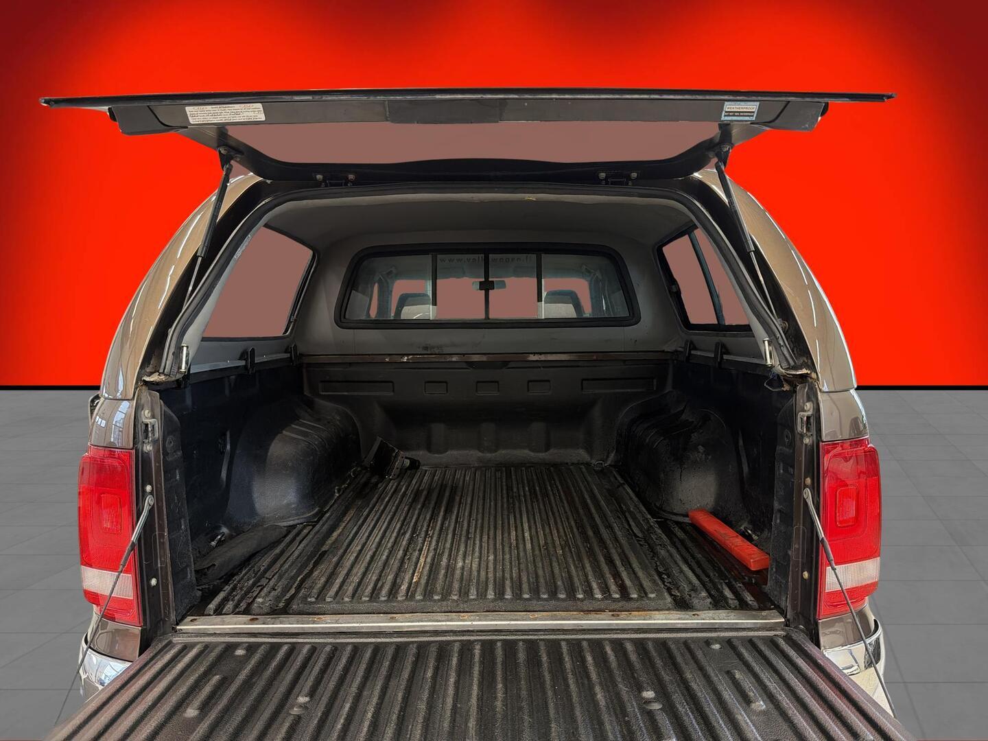 VOLKSWAGEN Amarok 2014