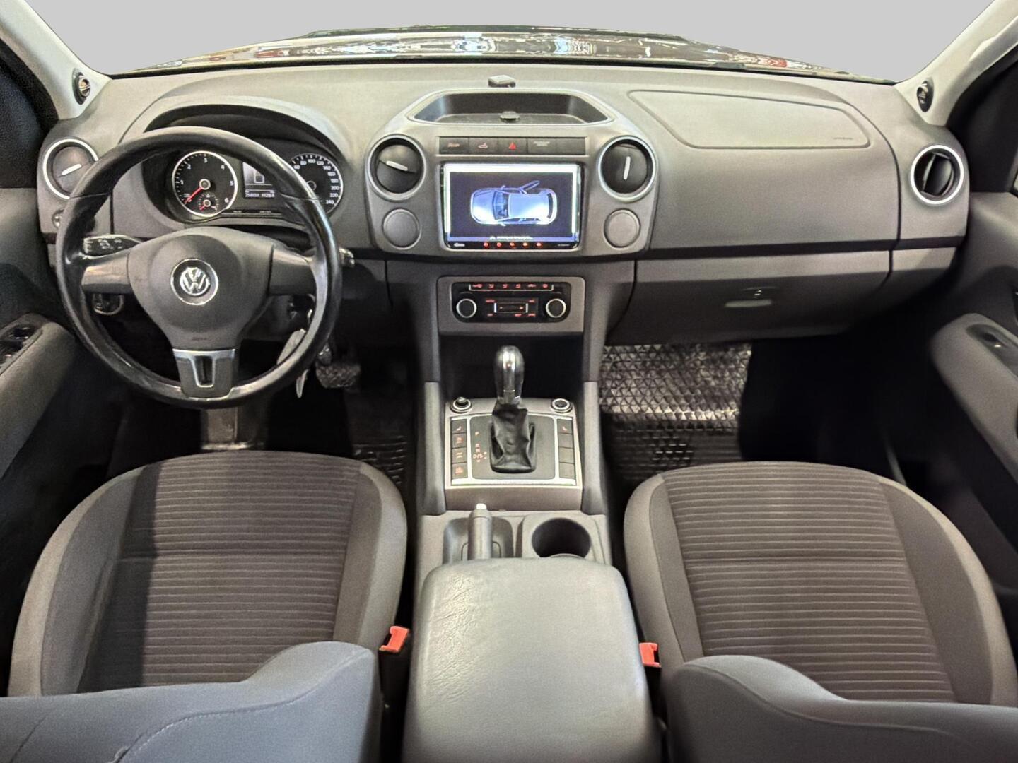 VOLKSWAGEN Amarok 2014