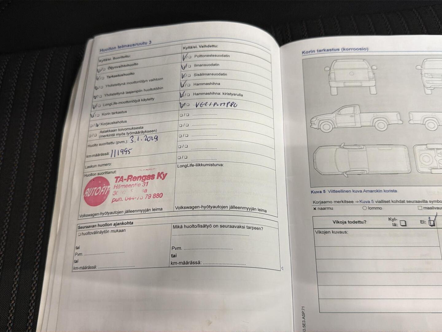 VOLKSWAGEN Amarok 2014