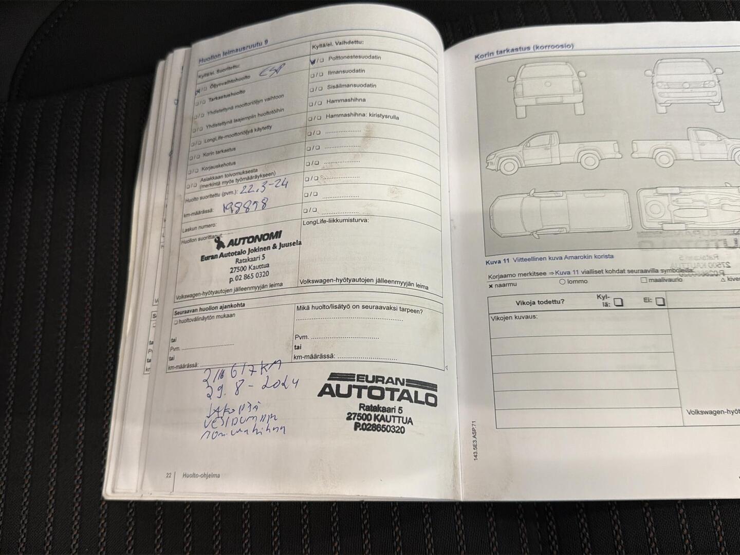 VOLKSWAGEN Amarok 2014