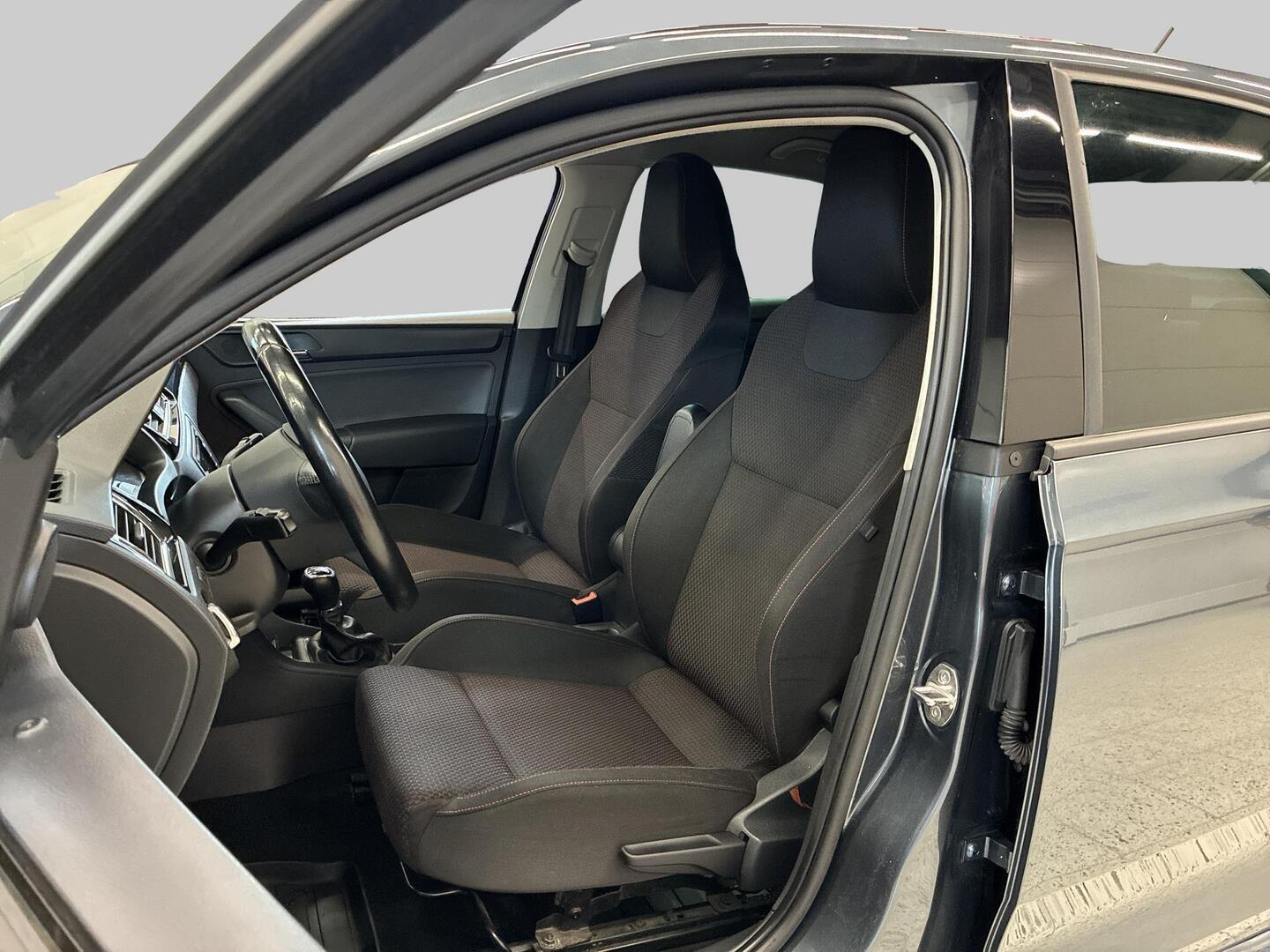 SKODA Rapid 2014