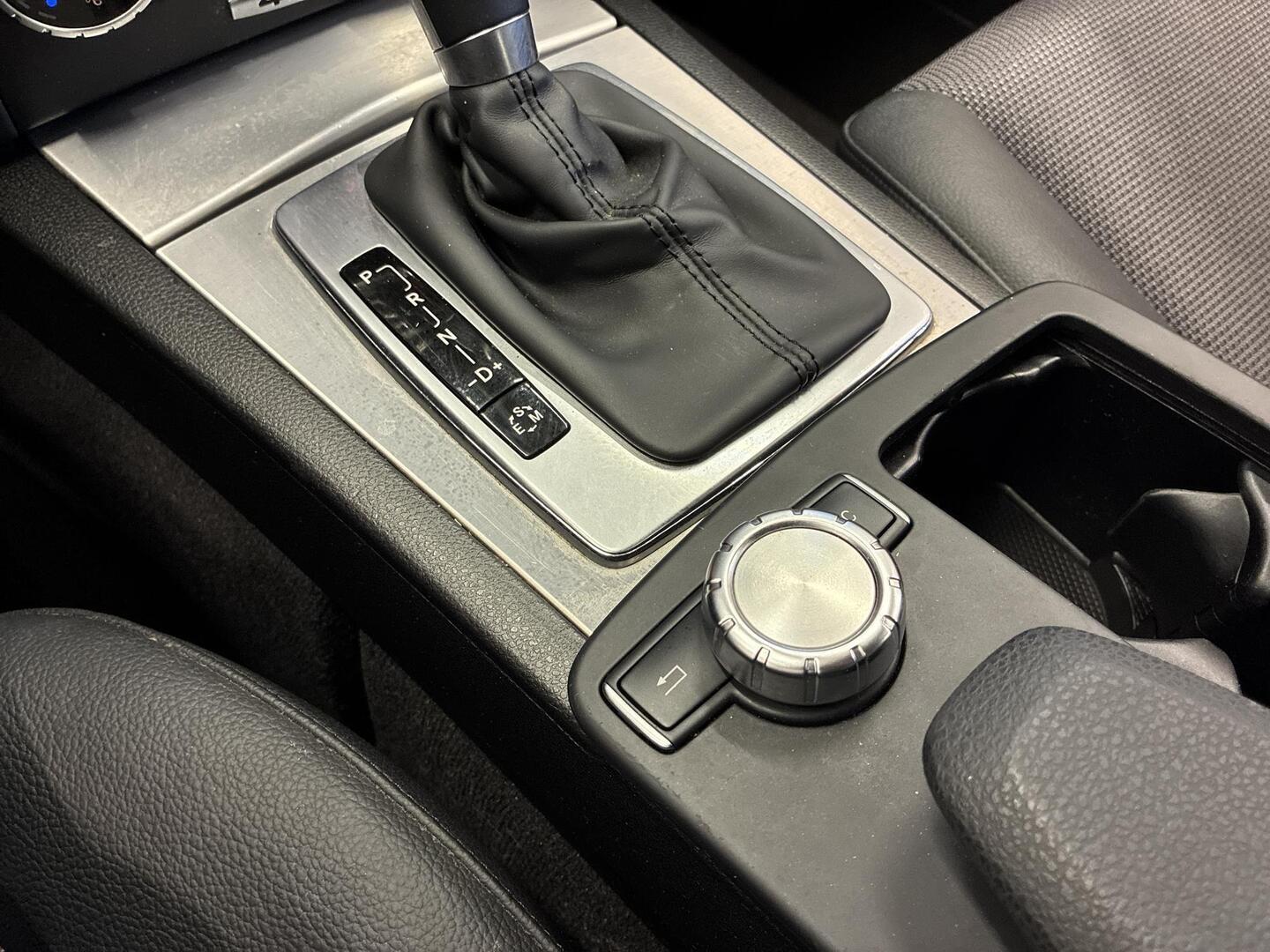 MERCEDES-BENZ C 2014
