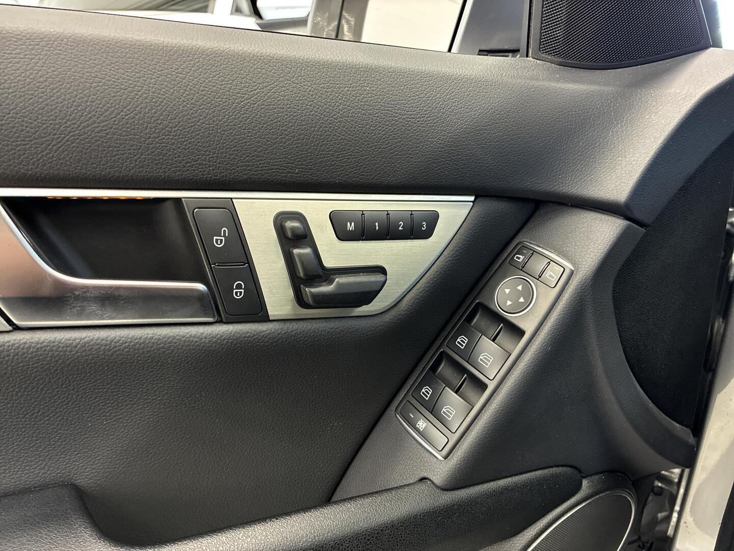 MERCEDES-BENZ C 2014