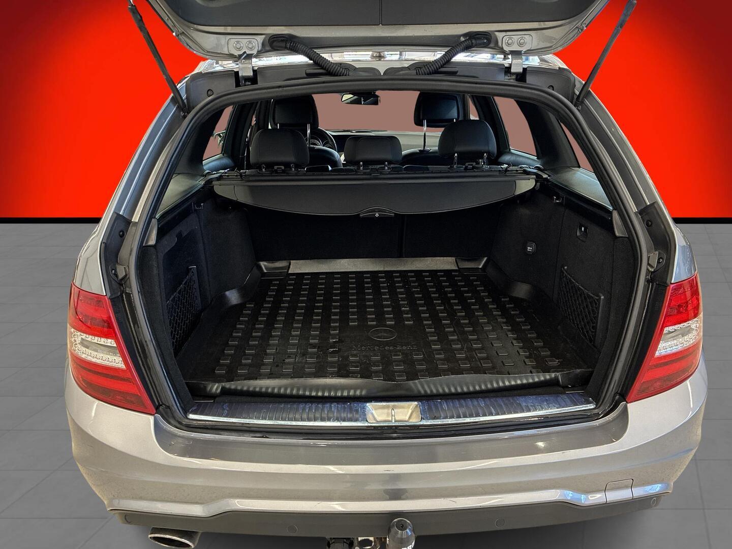 MERCEDES-BENZ C 2014