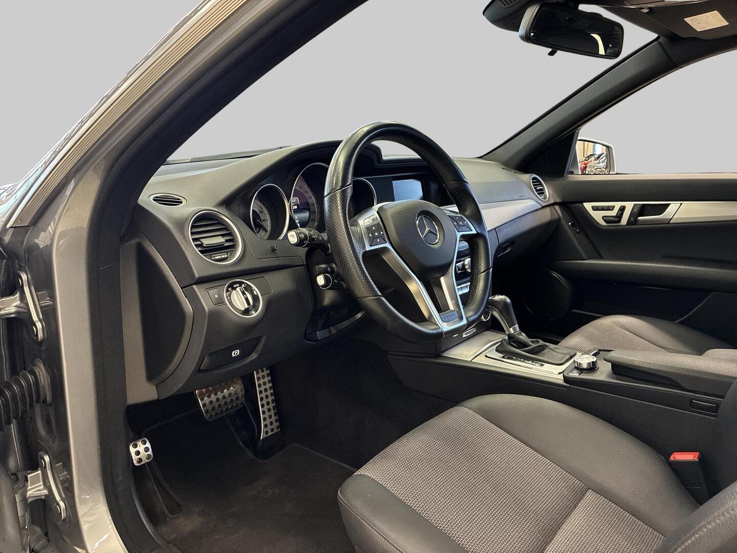 MERCEDES-BENZ C 2014