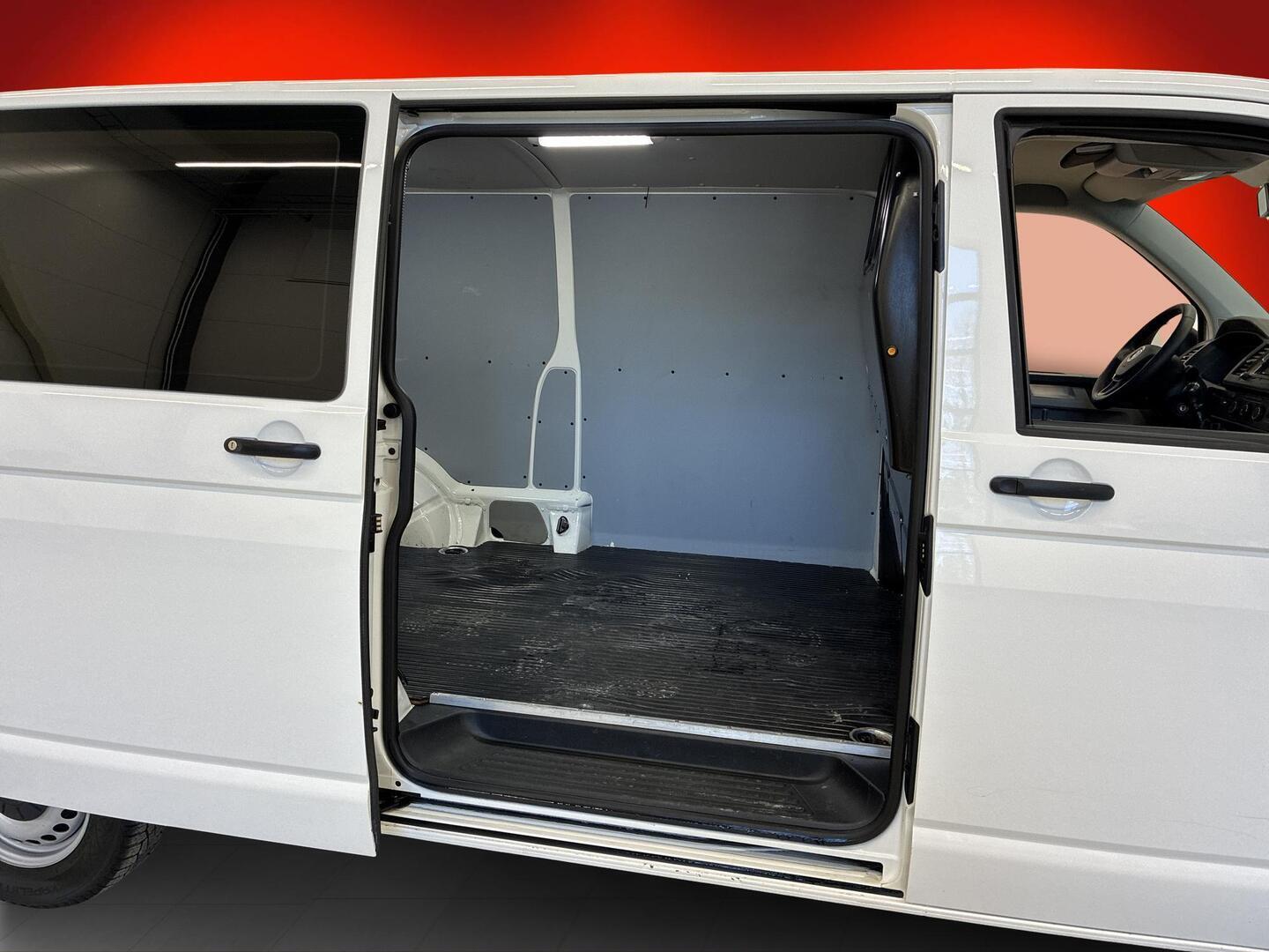 VOLKSWAGEN Transporter 2019