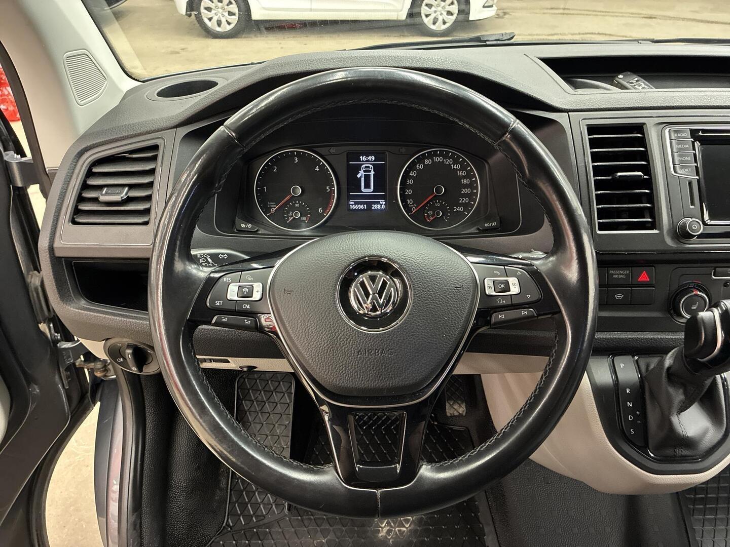 VOLKSWAGEN Transporter 2019