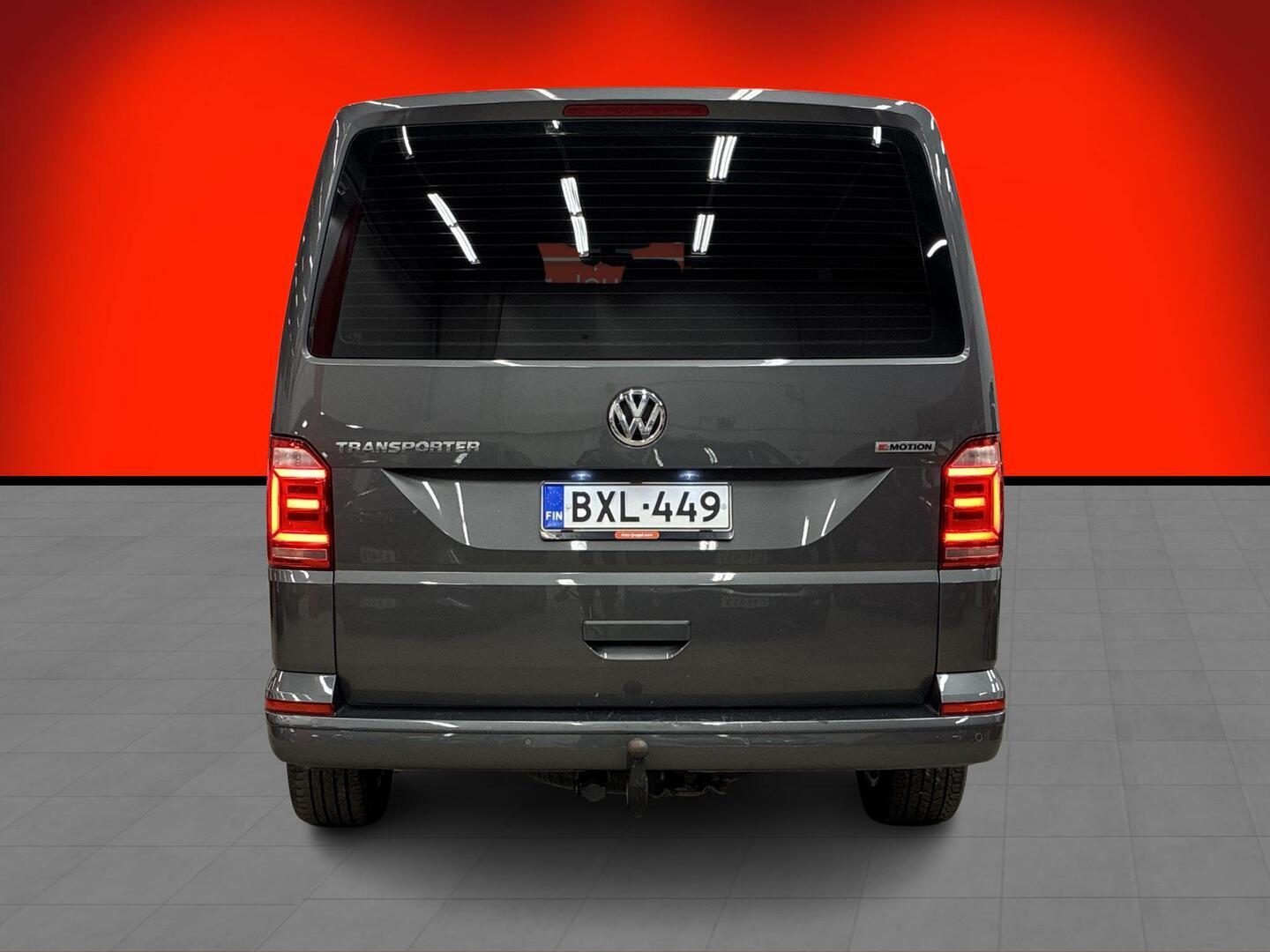 VOLKSWAGEN Transporter 2019