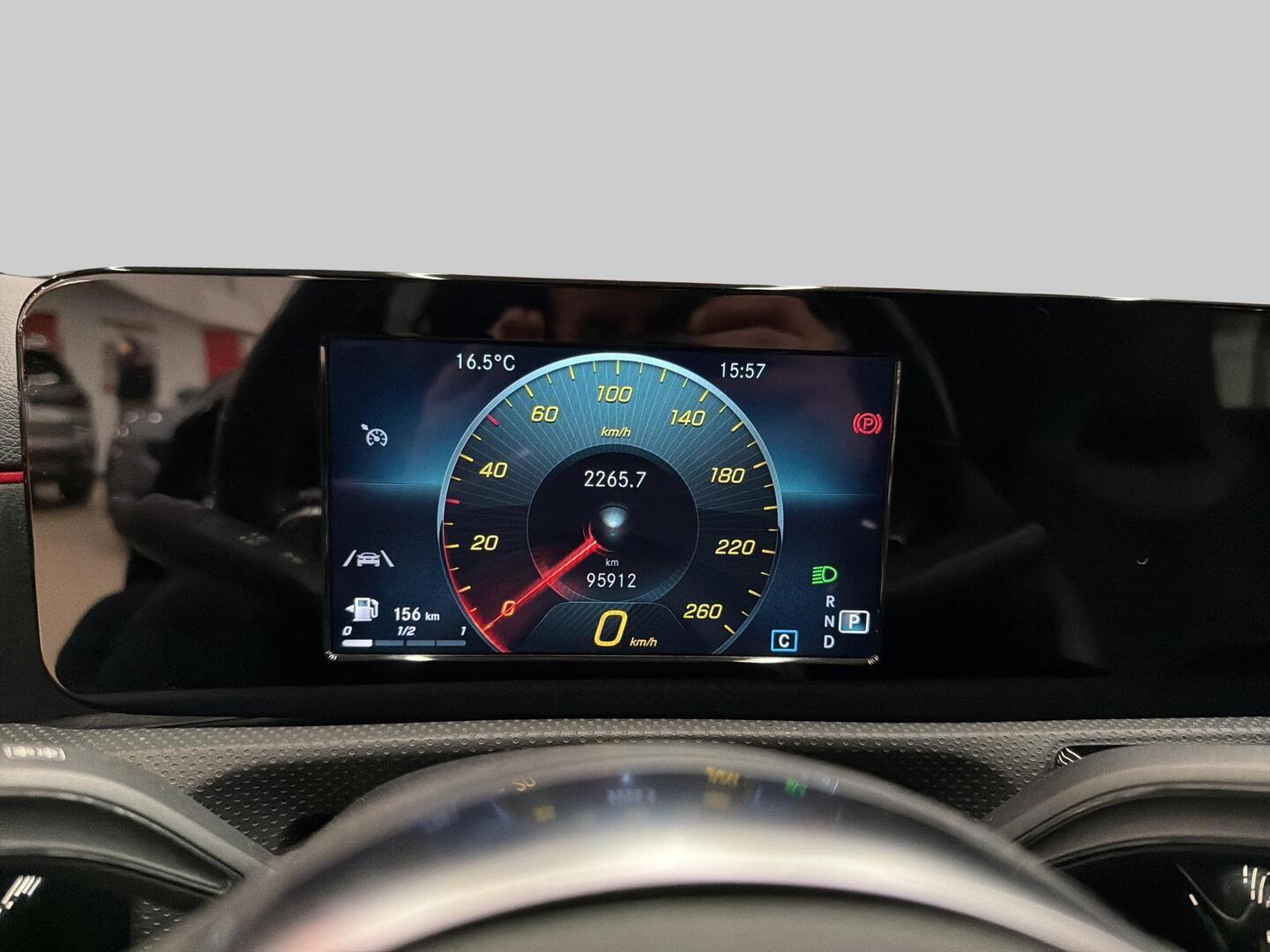 MERCEDES-BENZ A 2019