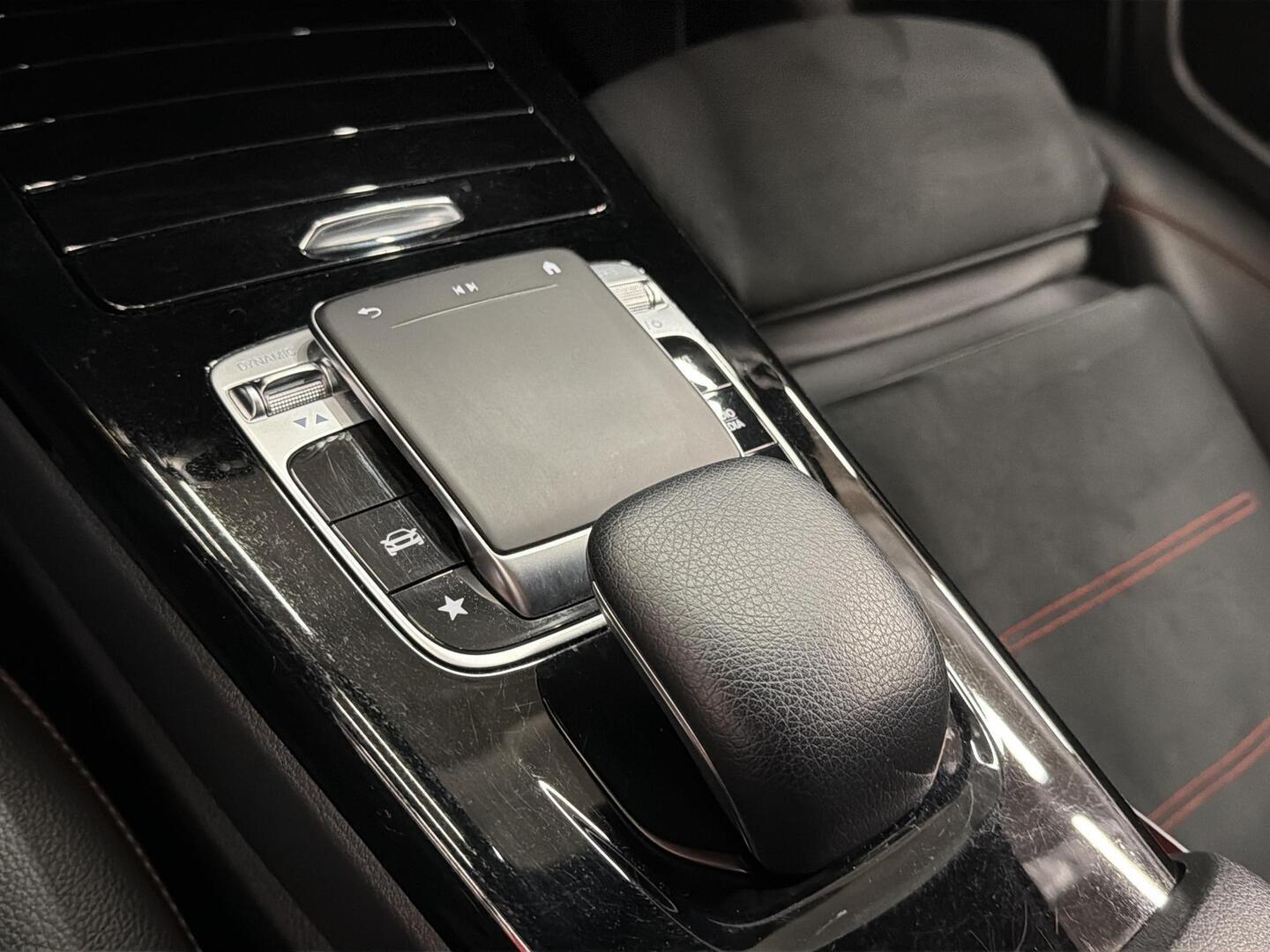 MERCEDES-BENZ A 2019