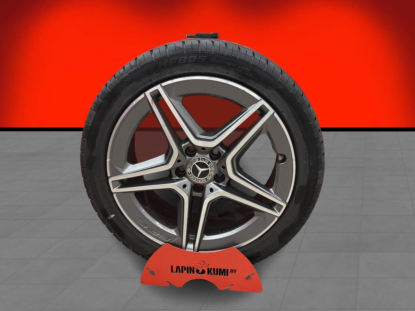 MERCEDES-BENZ A 2019