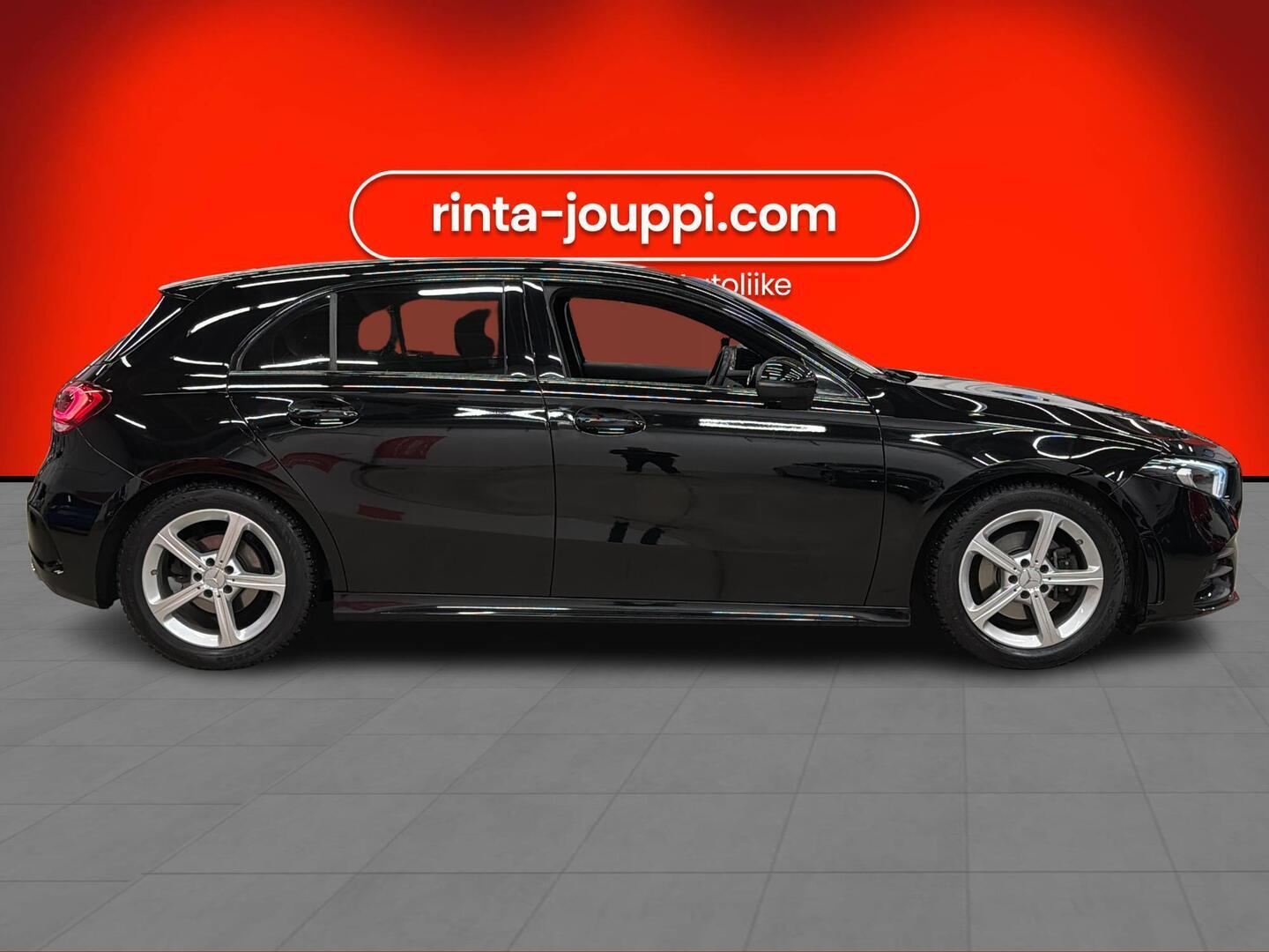 MERCEDES-BENZ A 2019