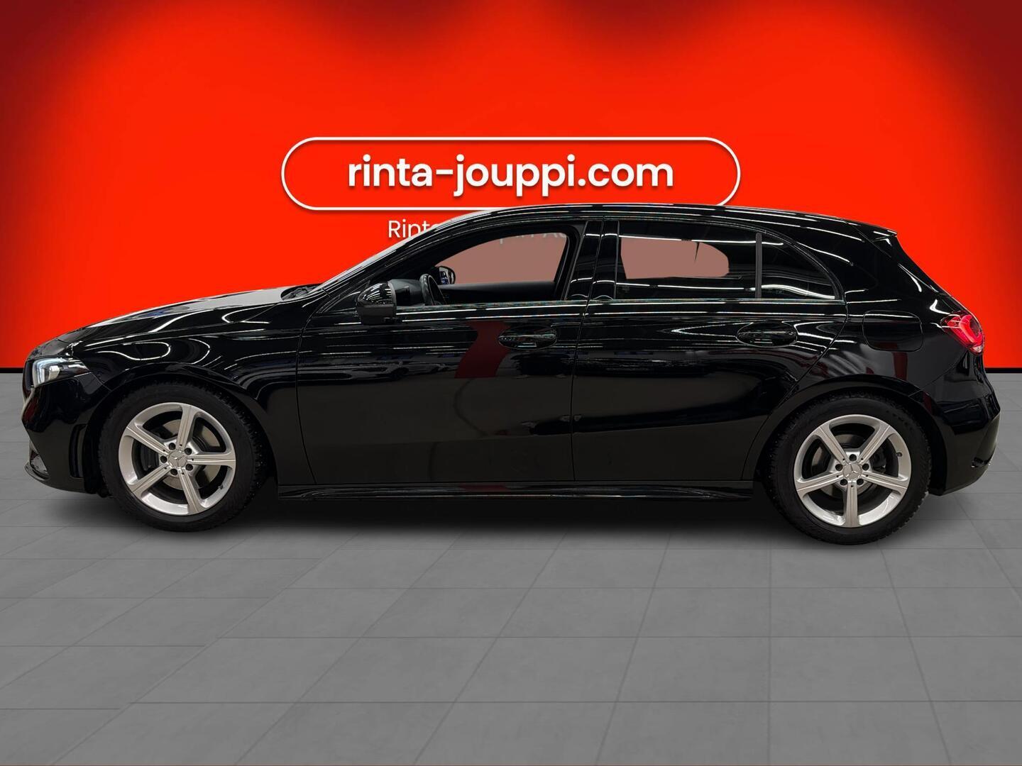 MERCEDES-BENZ A 2019