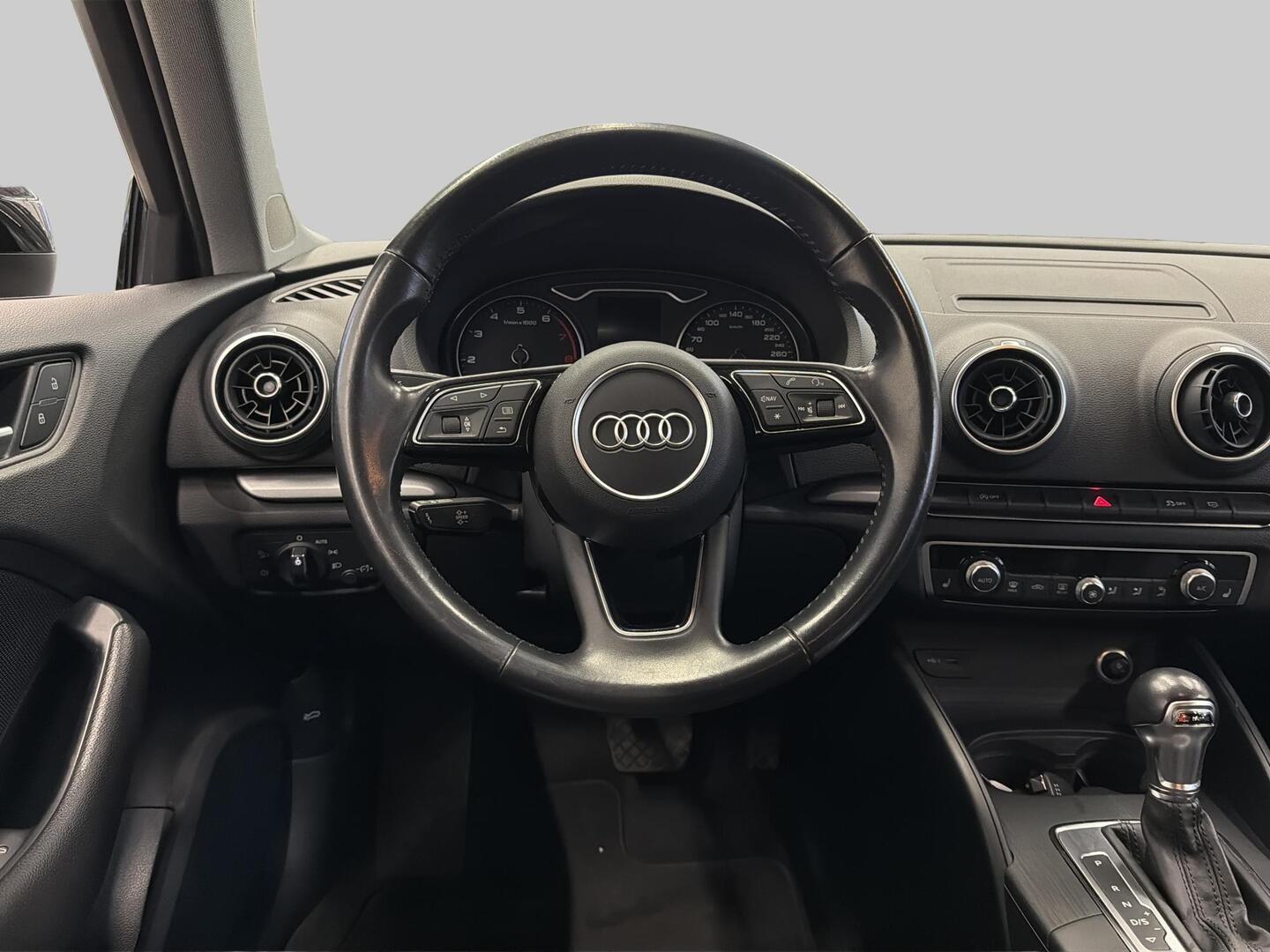 AUDI A3 2019