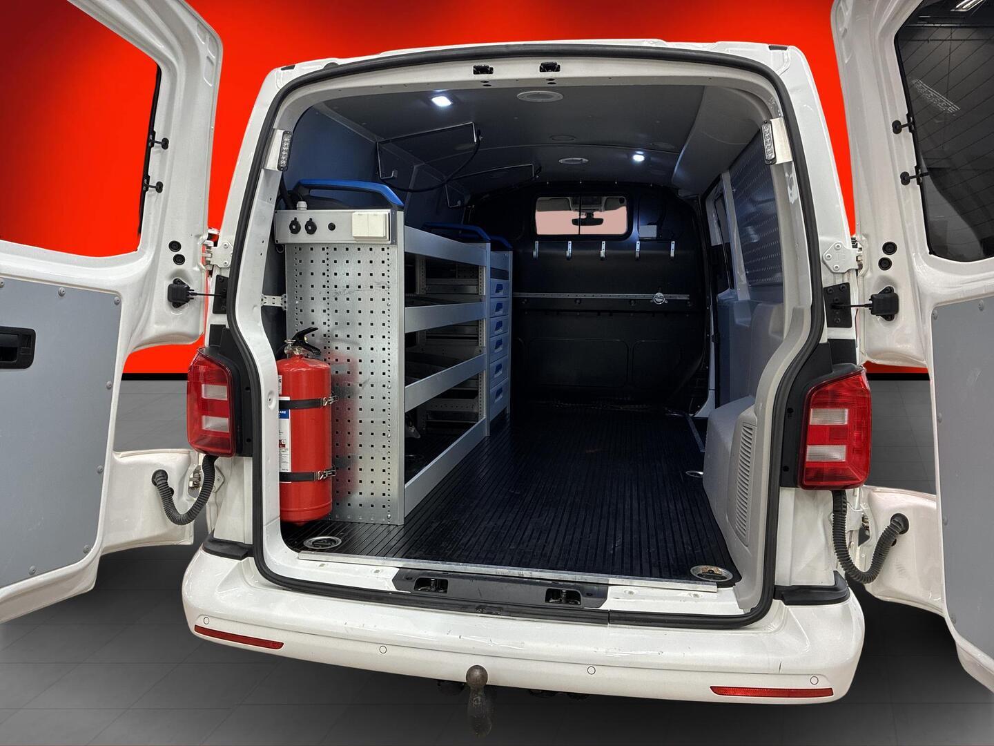 VOLKSWAGEN Transporter 2019