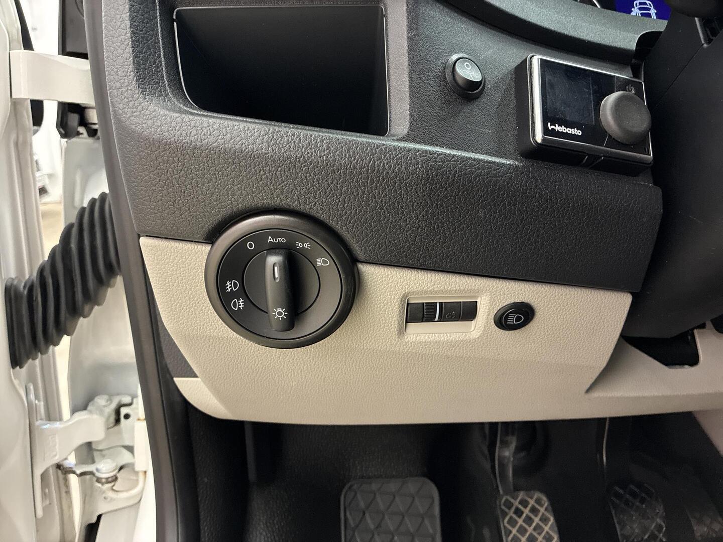 VOLKSWAGEN Transporter 2019