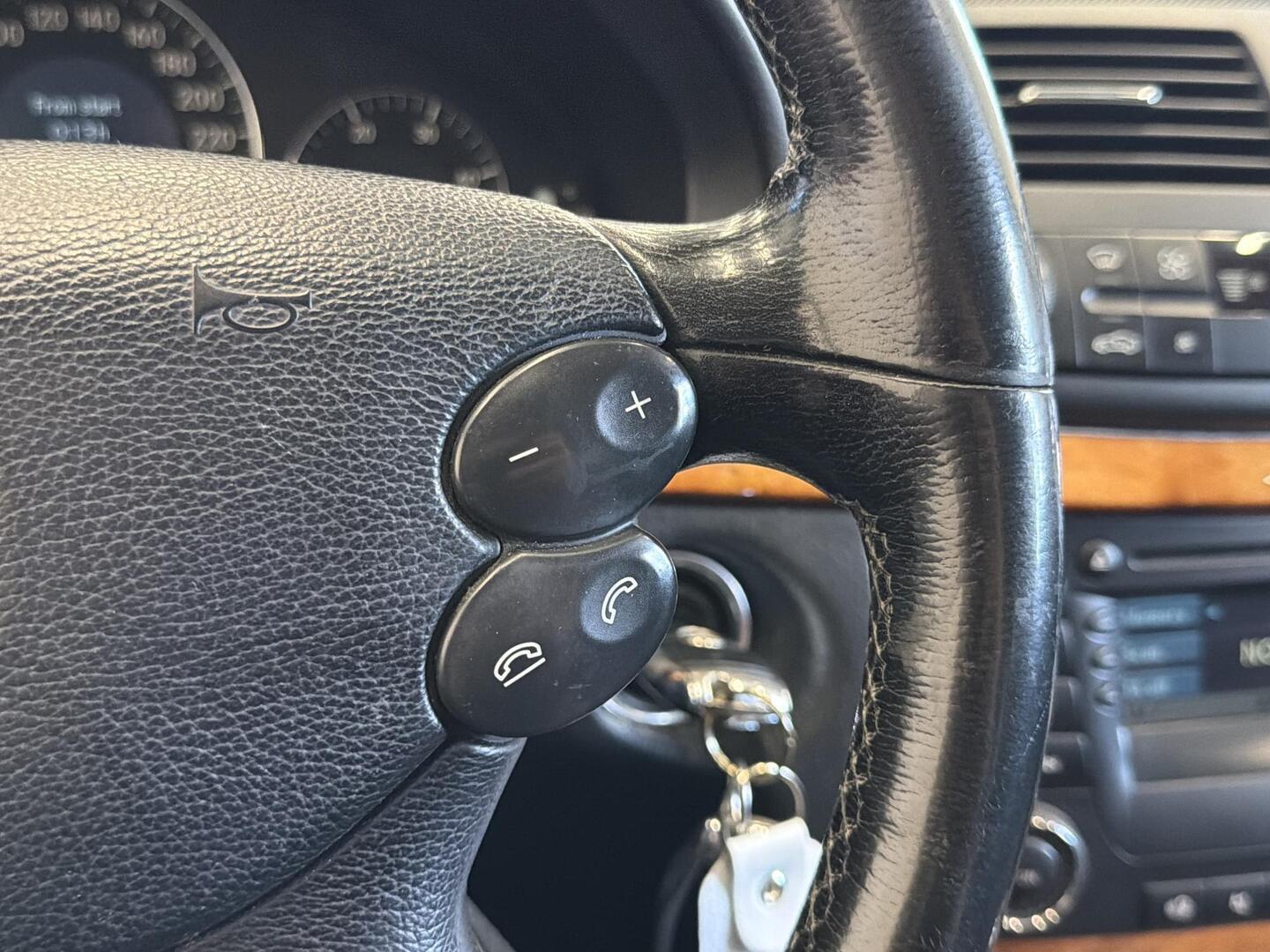MERCEDES-BENZ E 2006