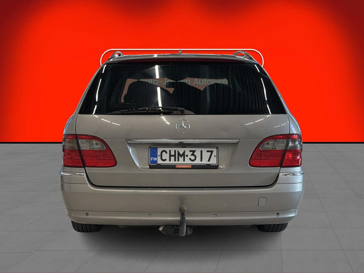 MERCEDES-BENZ E 2006