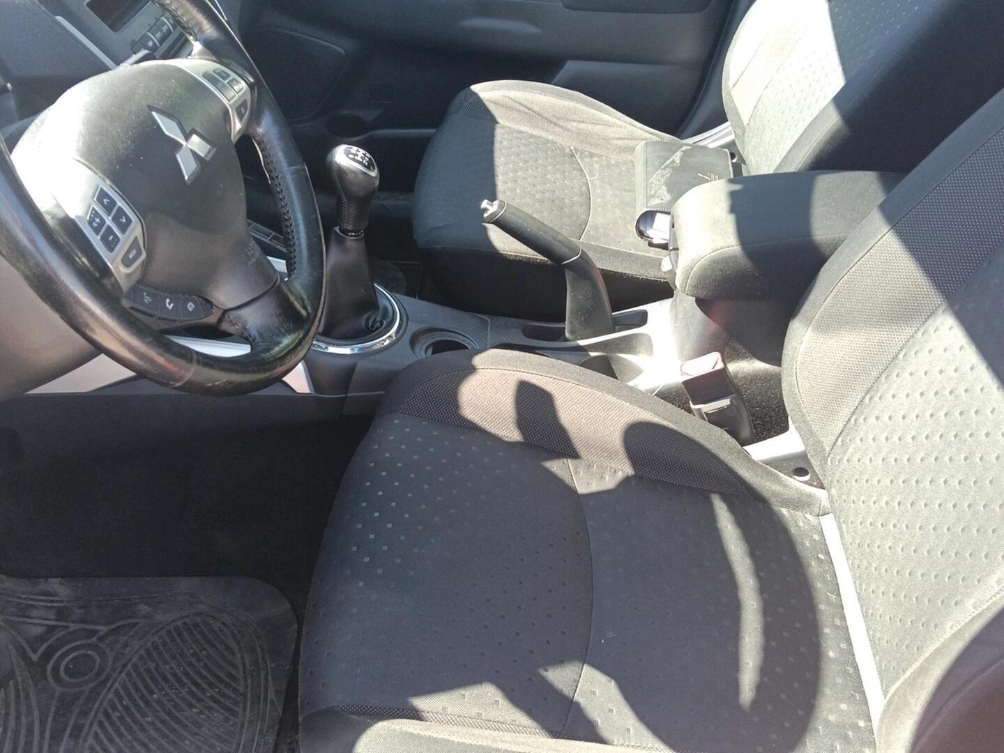 MITSUBISHI ASX 2012
