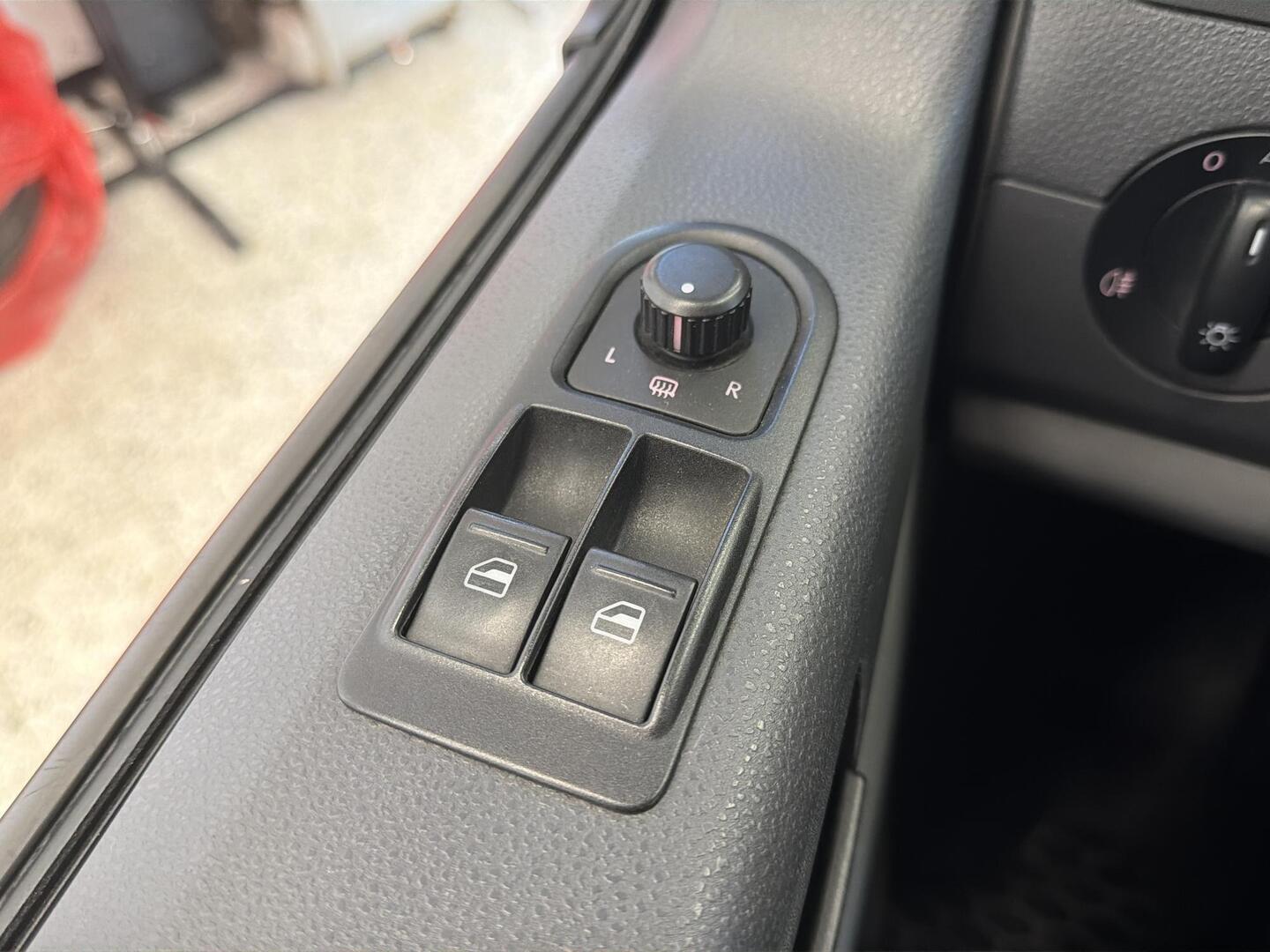 VOLKSWAGEN Transporter 2013