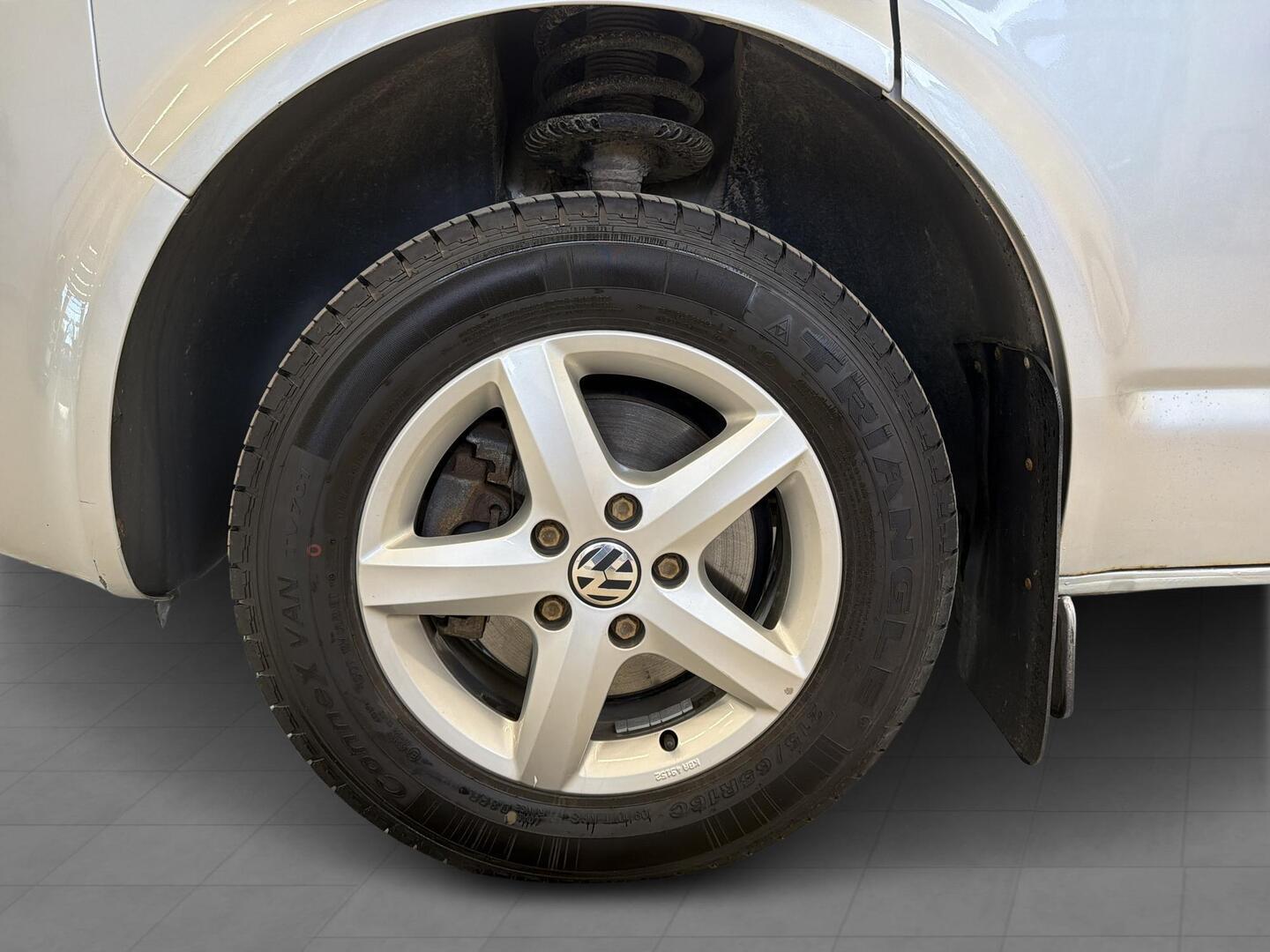 VOLKSWAGEN Transporter 2013