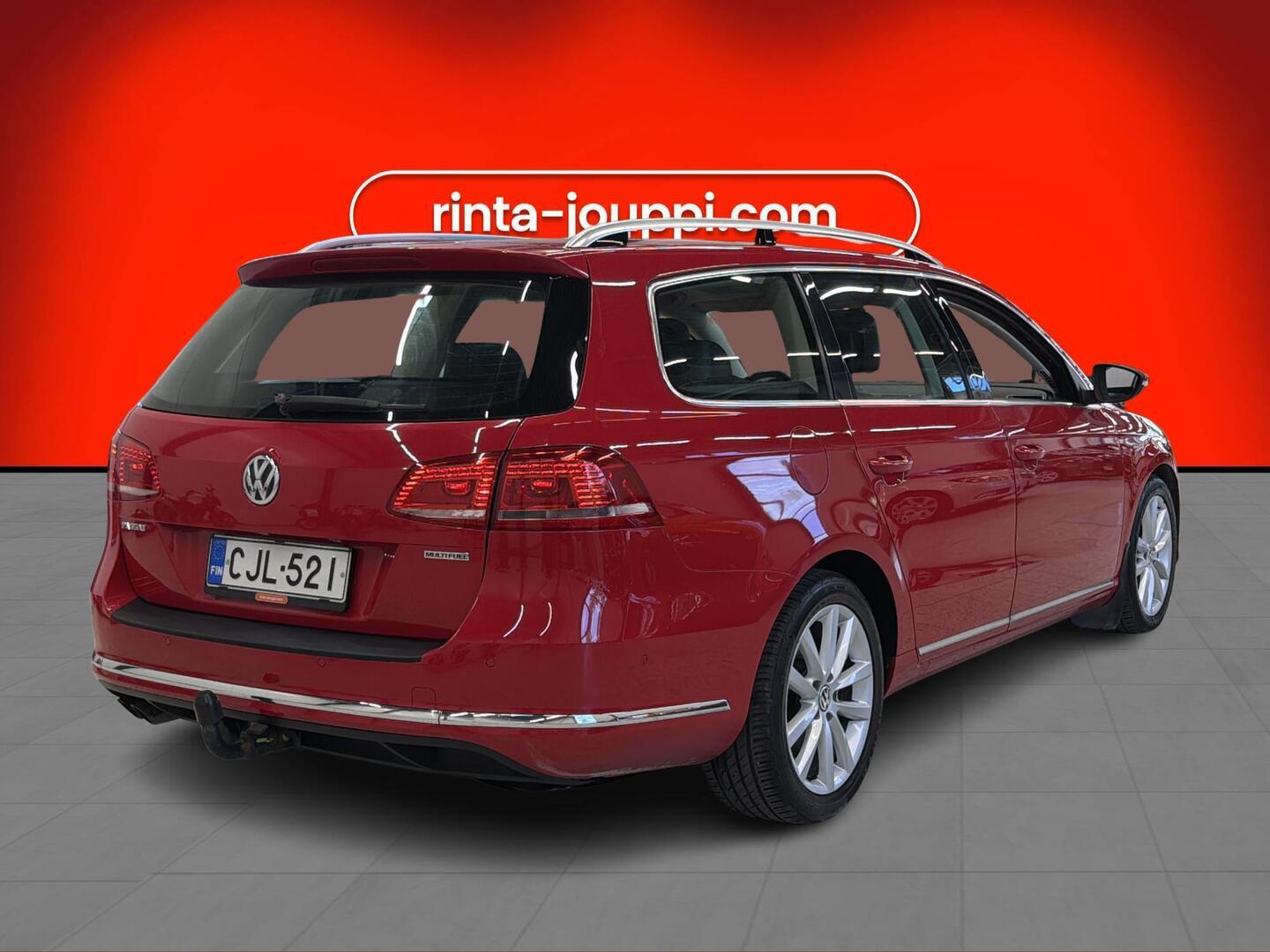 VOLKSWAGEN Passat 2014