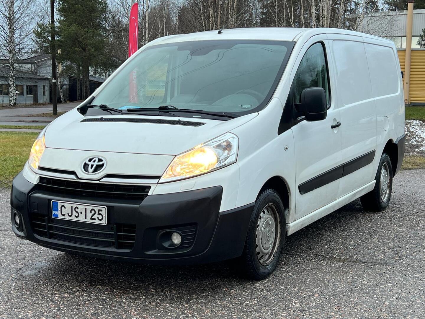 TOYOTA Proace 2015