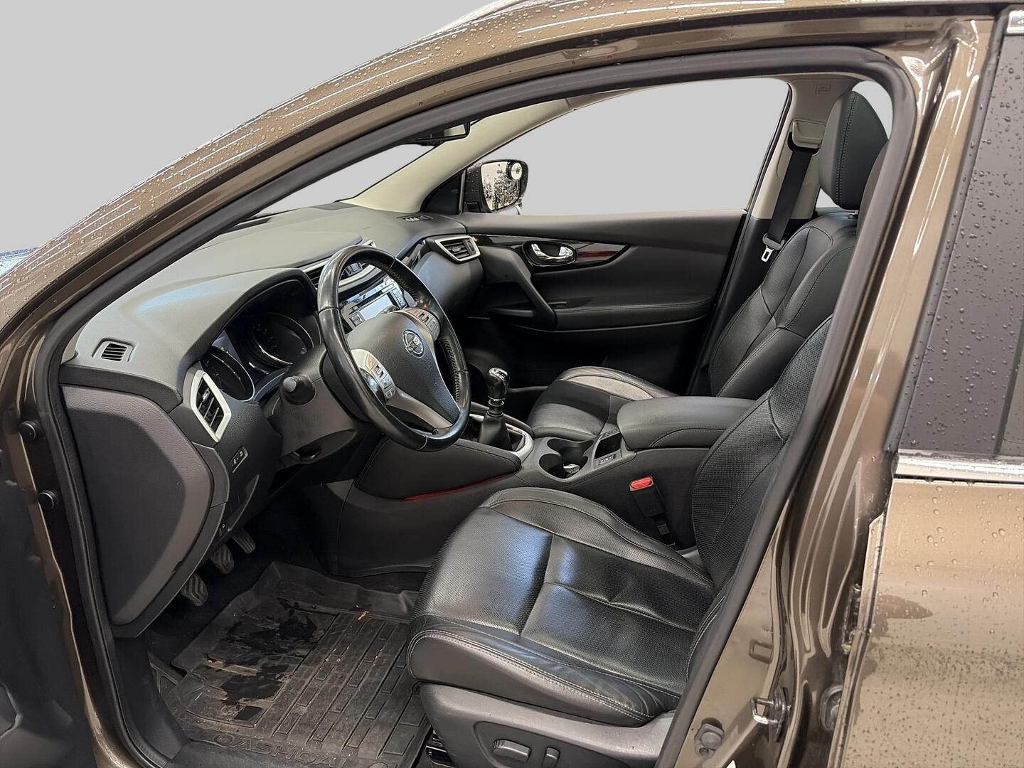 NISSAN Qashqai 2016