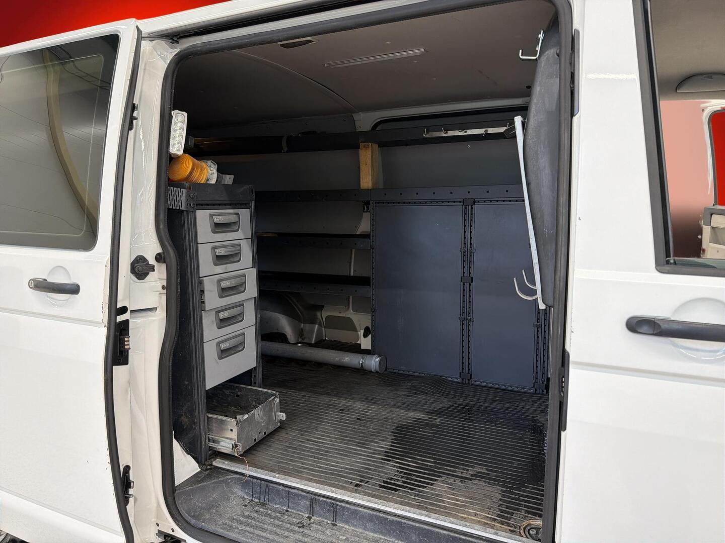 VOLKSWAGEN Transporter 2018