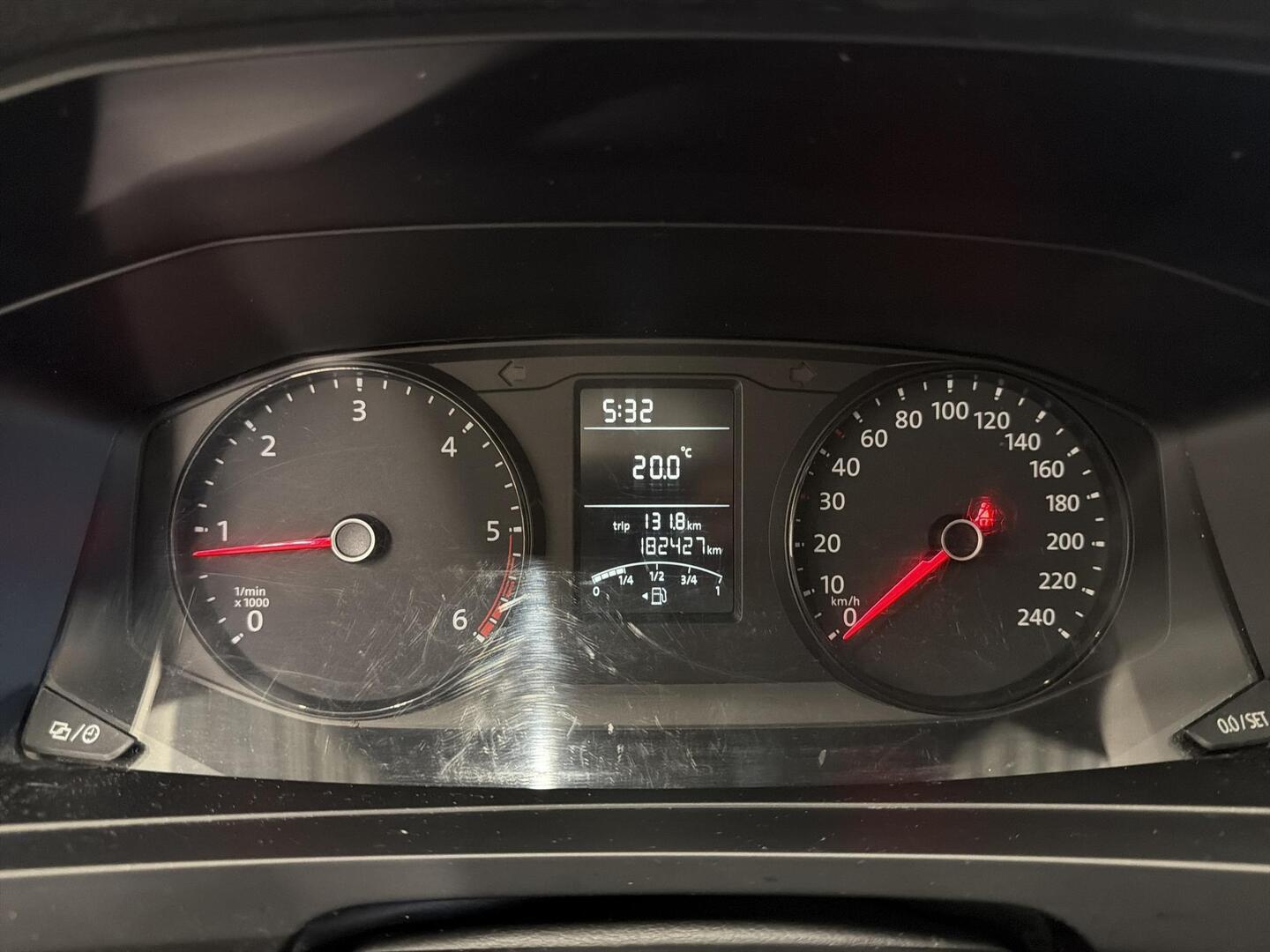 VOLKSWAGEN Transporter 2018