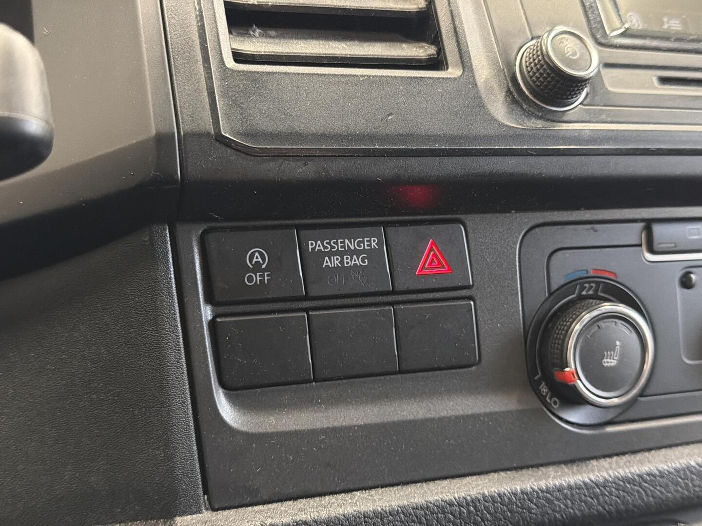 VOLKSWAGEN Transporter 2018