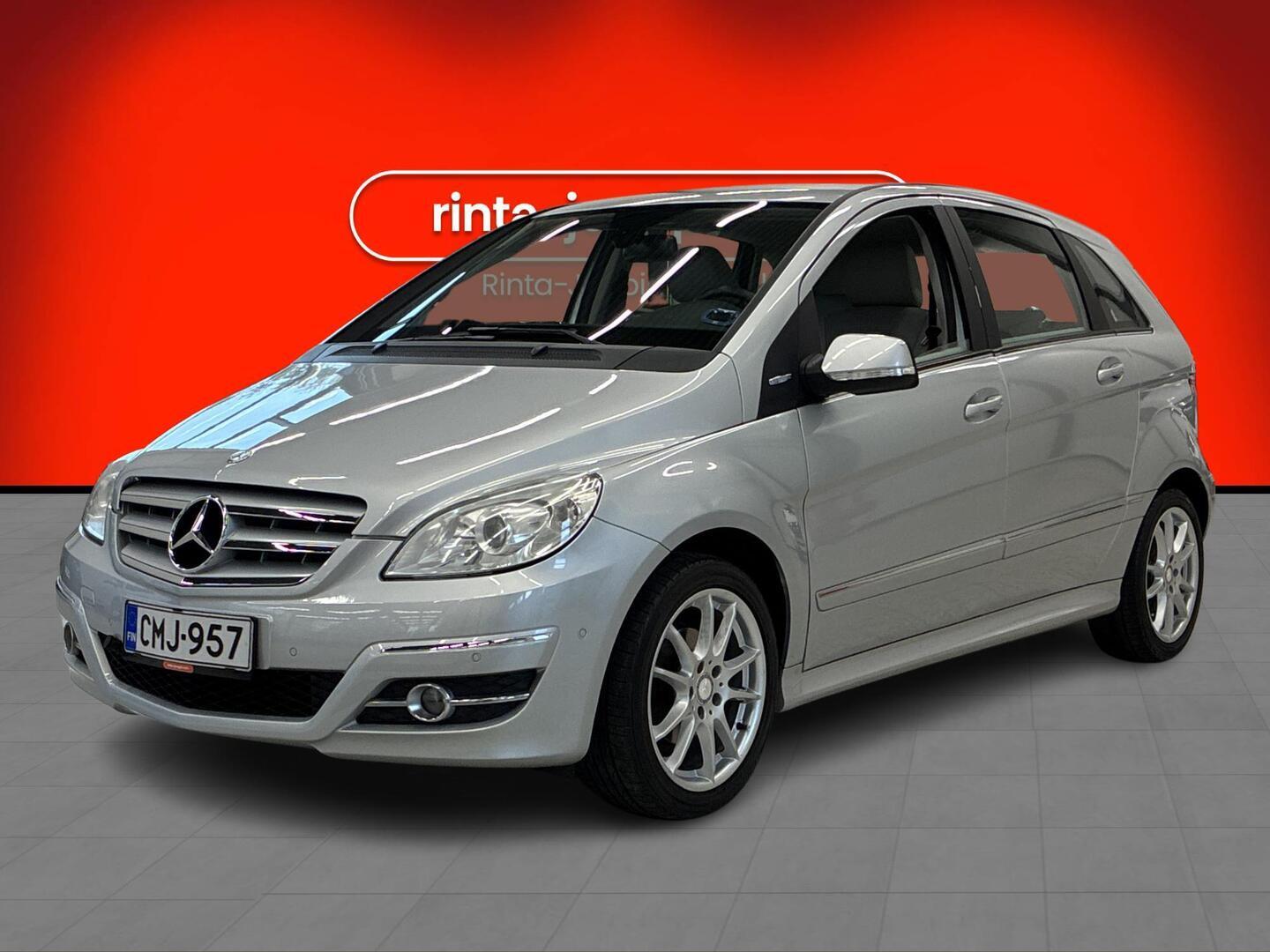 MERCEDES-BENZ B 2010