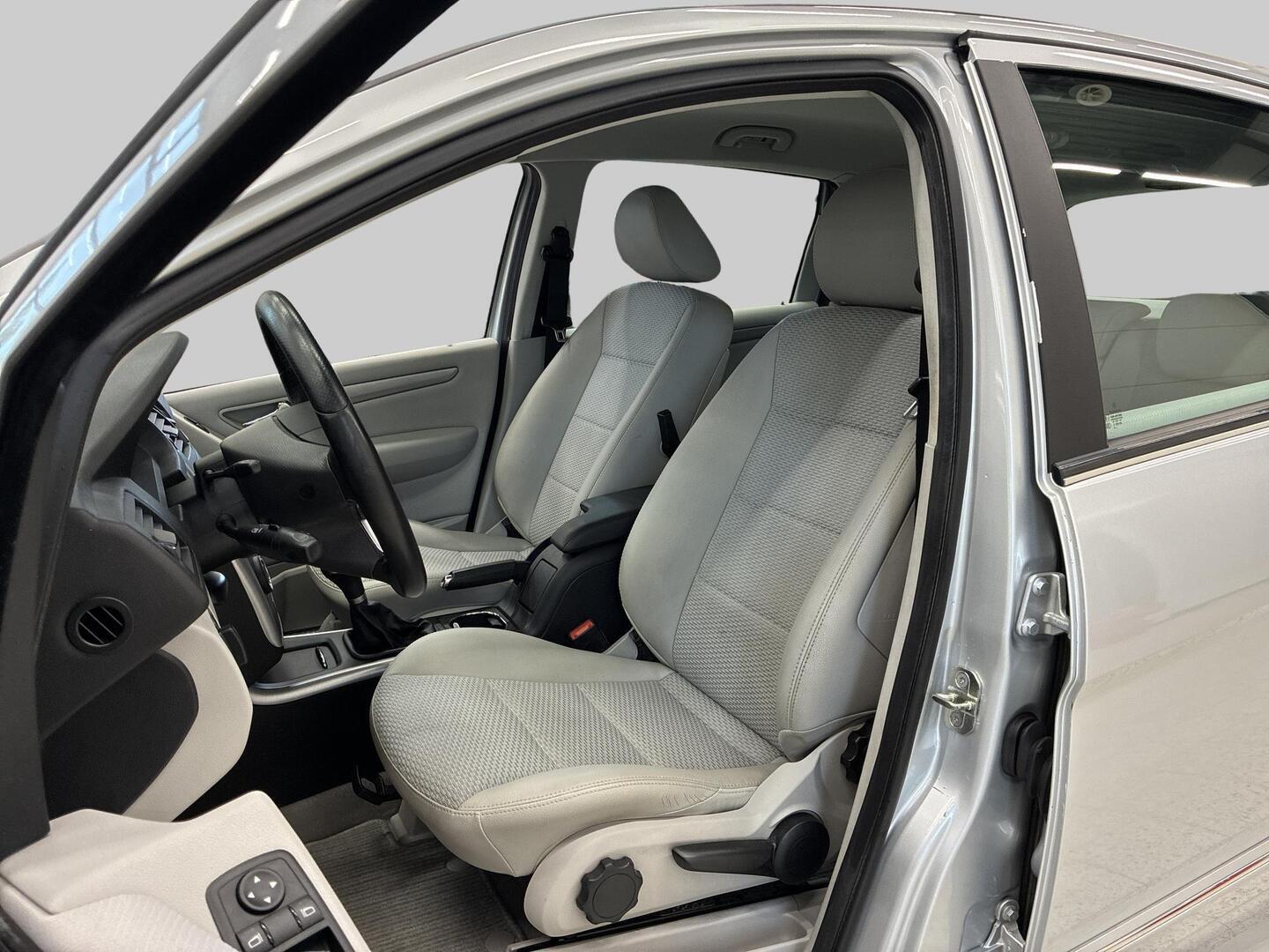 MERCEDES-BENZ B 2010