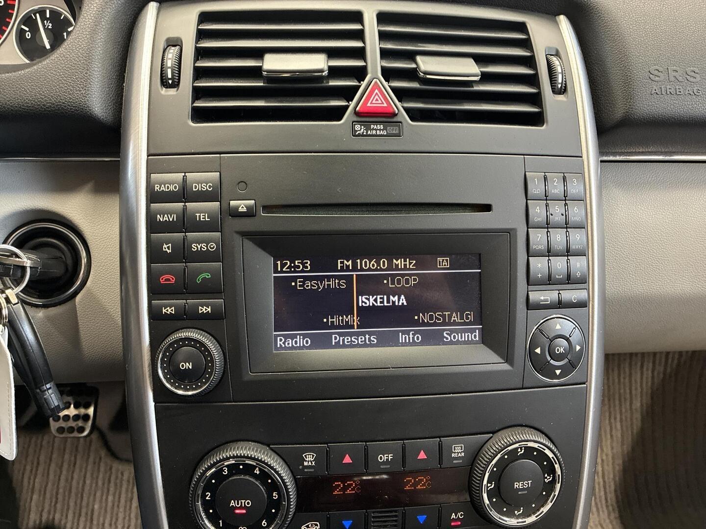 MERCEDES-BENZ B 2010
