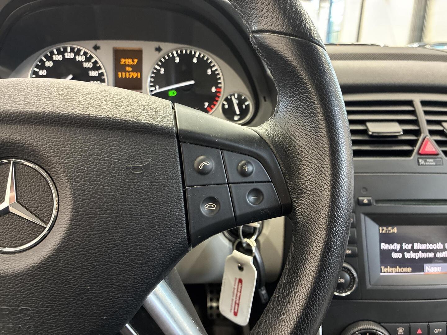 MERCEDES-BENZ B 2010