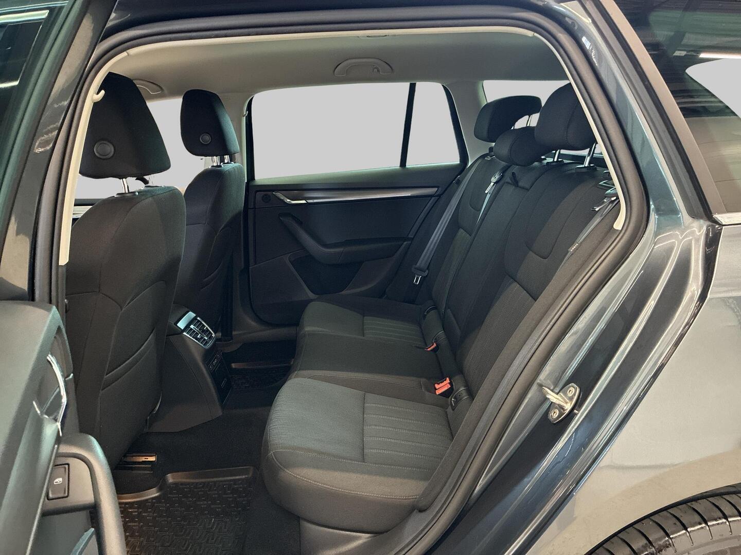 SKODA Octavia 2019