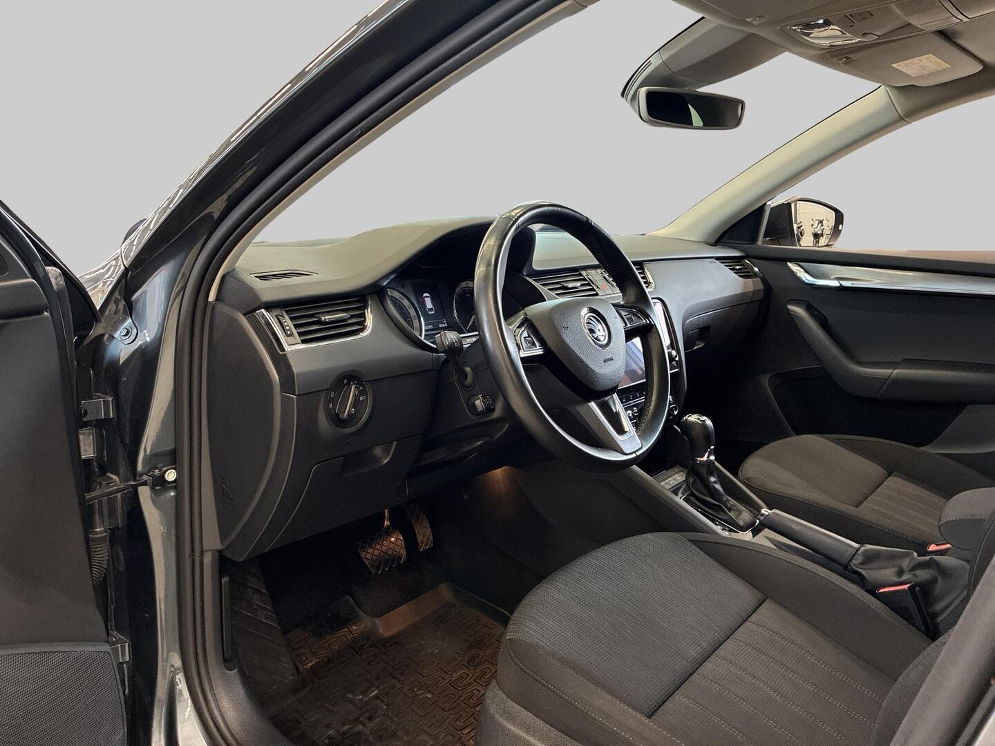 SKODA Octavia 2019