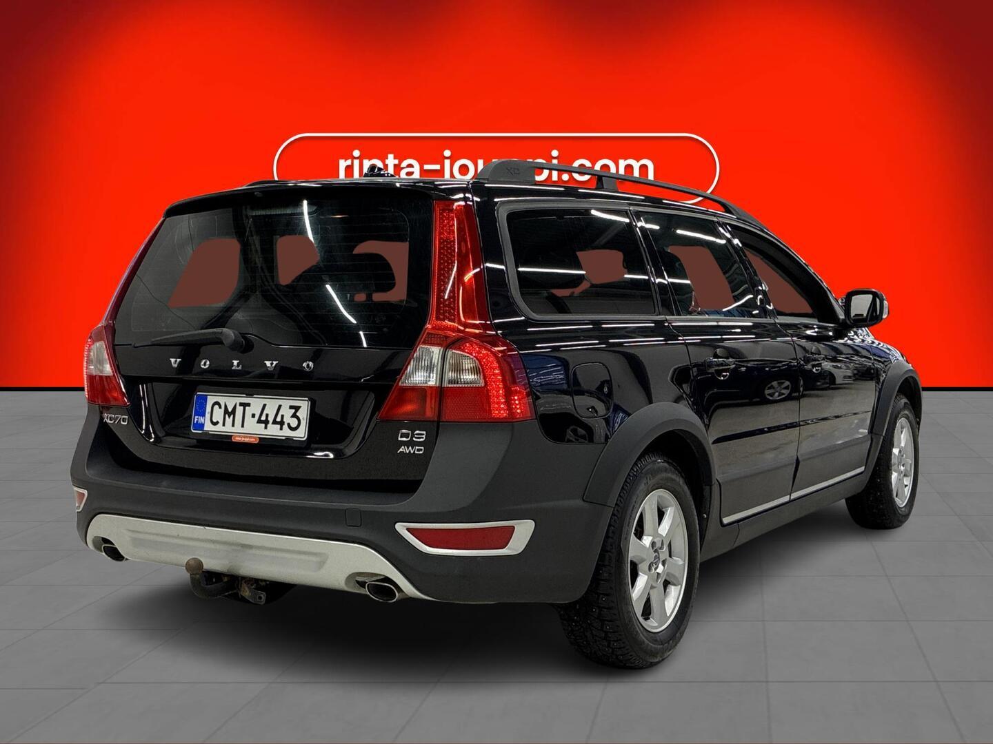 VOLVO XC70 2011
