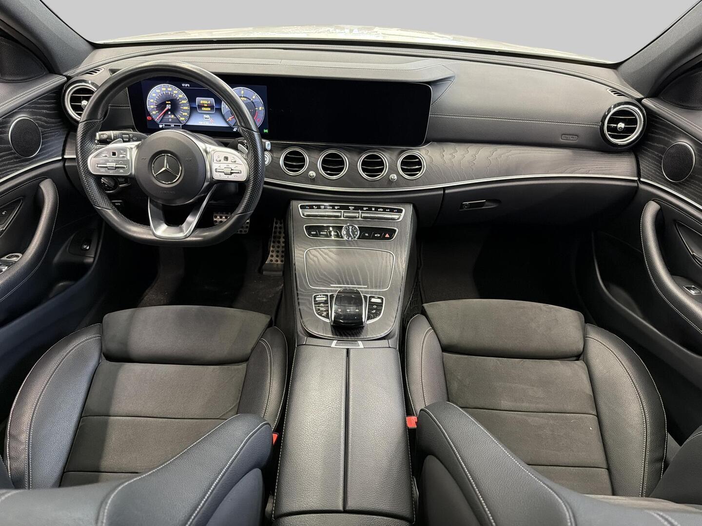 MERCEDES-BENZ E 2019