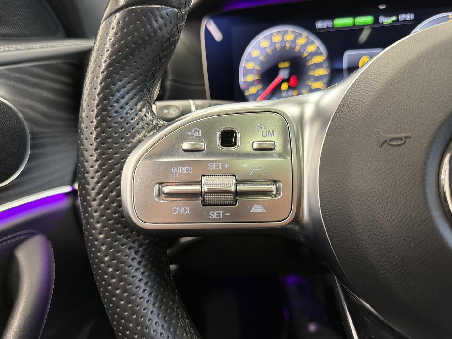 MERCEDES-BENZ E 2019