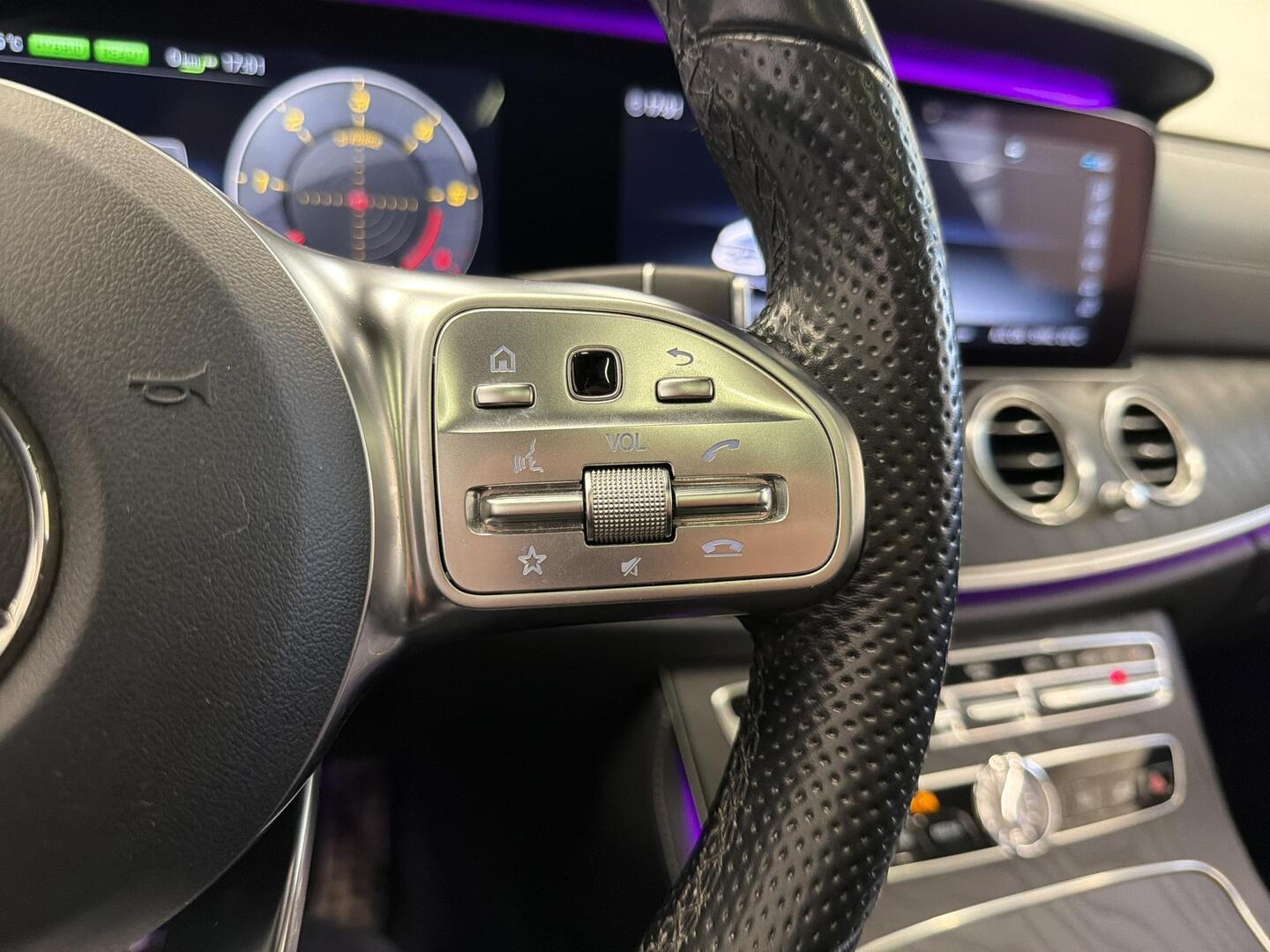 MERCEDES-BENZ E 2019